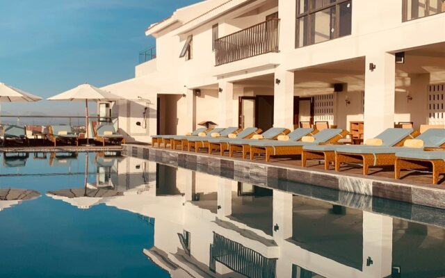 Little Oasis . A Luxury Hotel & Spa