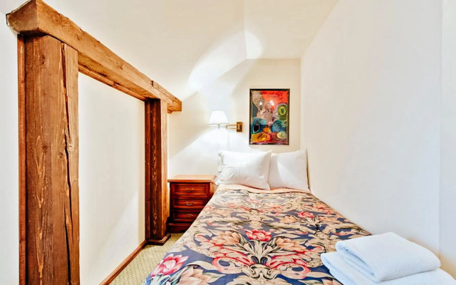 Aparthotel Miodosytnia