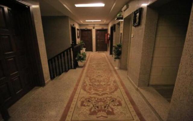 Asalat Al Hamra Furnished Units