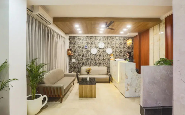 Hotel Emerald Suites & Banquet