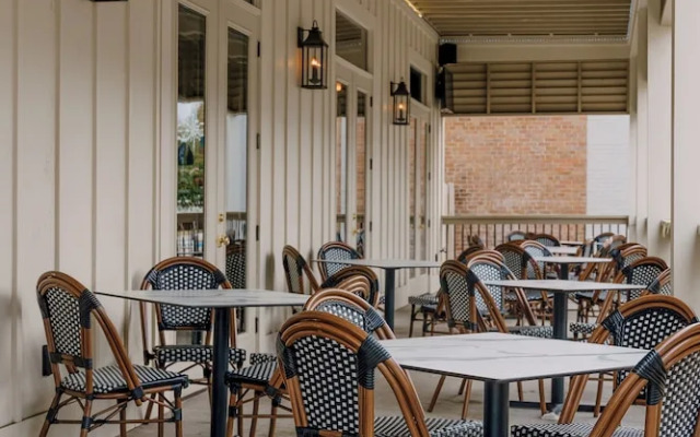 Hotel Whiskey in Pascagoula