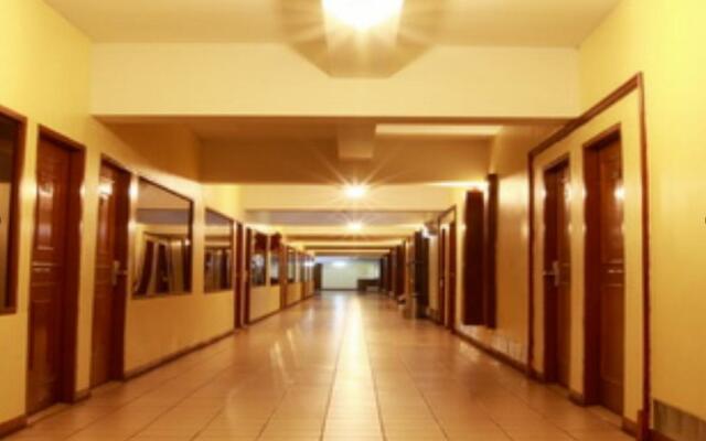 Pradipat Hotel