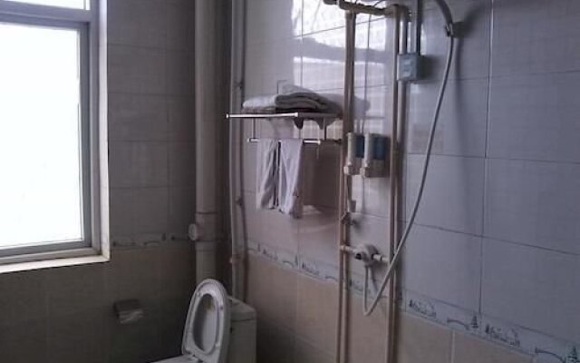 Liaocheng Xiaocheng Yaju Business Hotel