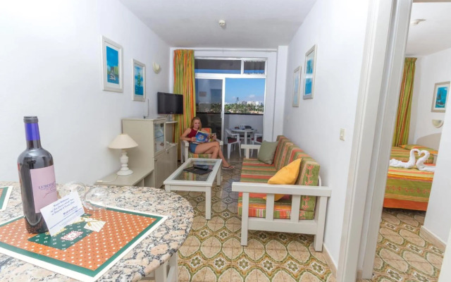 Apartments Maritim Playa - Adults Only