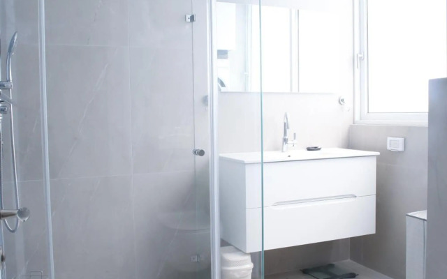 Bugrashov - charming, amazing & quiet 2 rooms