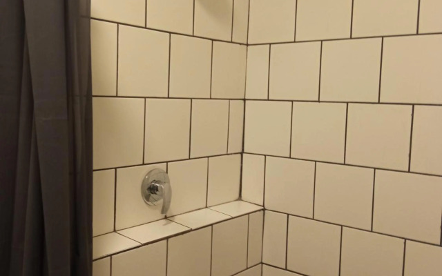 Maboneng City Building Free WiFi and Swimming pool