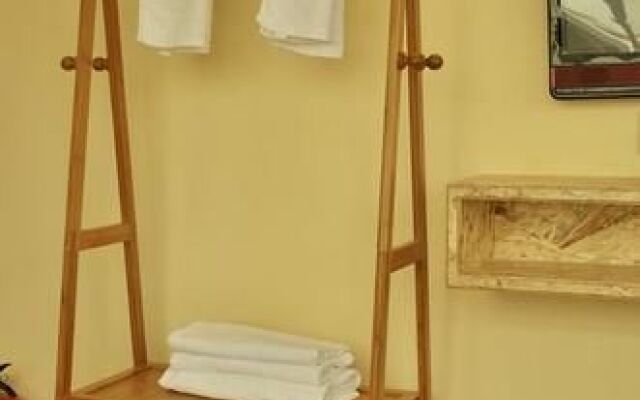 Zhangjiajie 99 Roadhouses