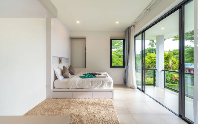 One of Phukets Best Villas V212