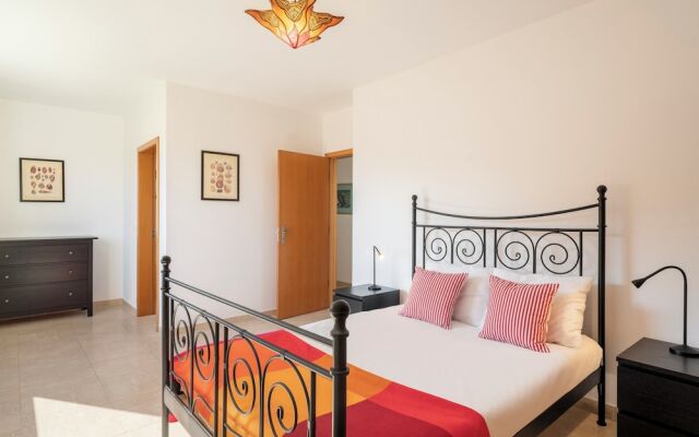 Beach House for Vacation - H2ome