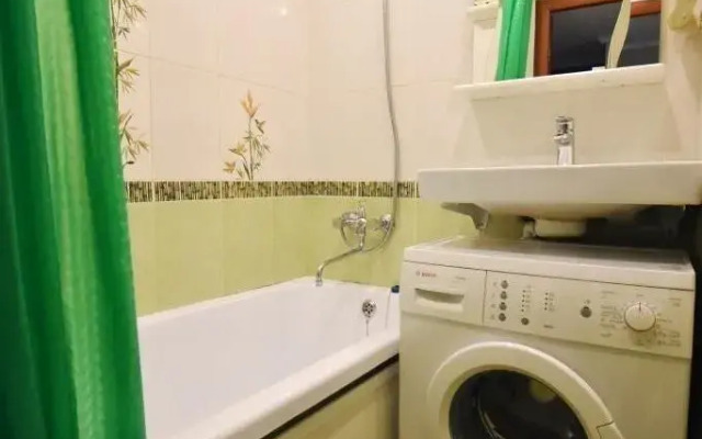 UNO на Маленковской 28