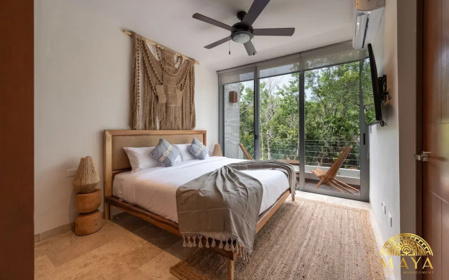 NHOA 207B Lux 1BR Condo Pool View in Aldea Zama
