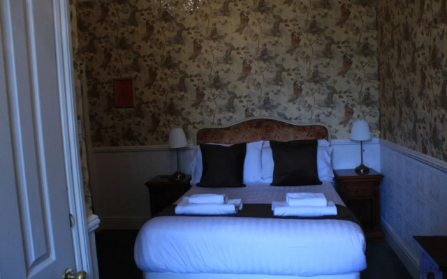 Headlands Hotel