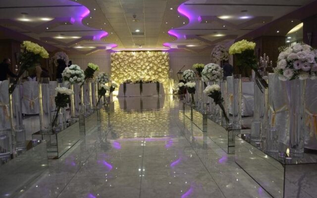 Ararat Hotel