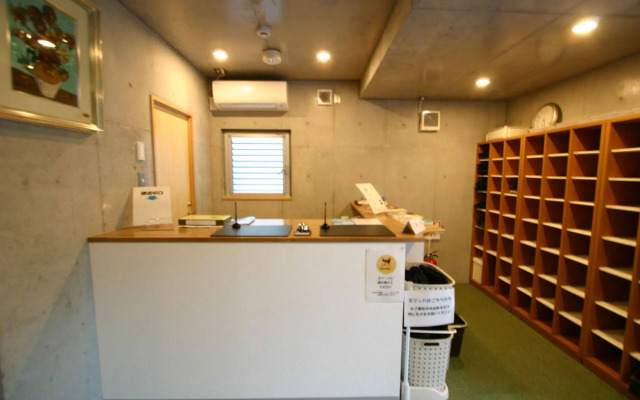 Weekly SHO Hotel Namba