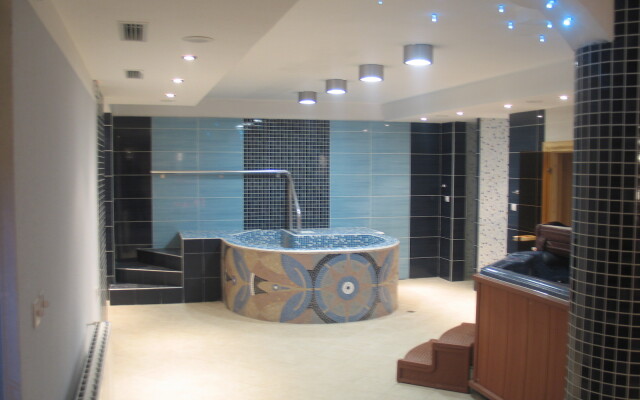 Winslow Infinity Apart Hotel