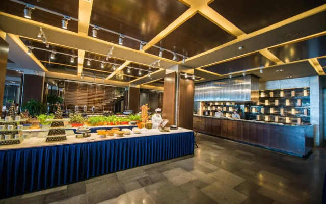 Qinhuangdao Arcadia Seaside Holiday Hotel