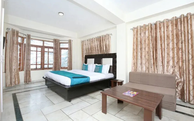 Oyo 11584 Home Modern Studio Apartment