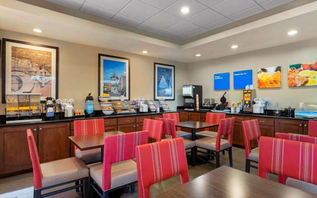 Comfort Inn & Suites Port Arthur-Port Neches