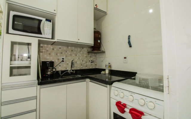 Apartamento aconchegante com estacionamento na 25 de março