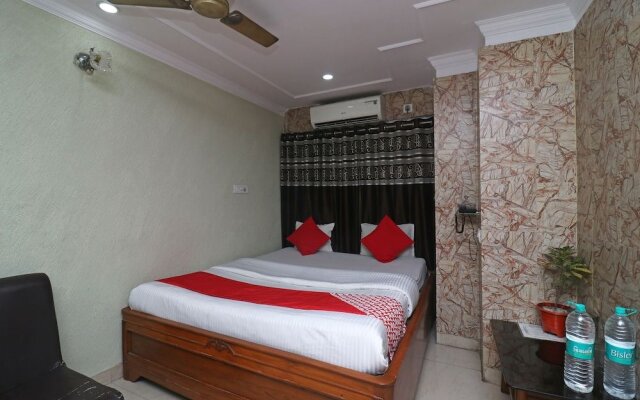Oyo 16209 Hotel Ambar Palace