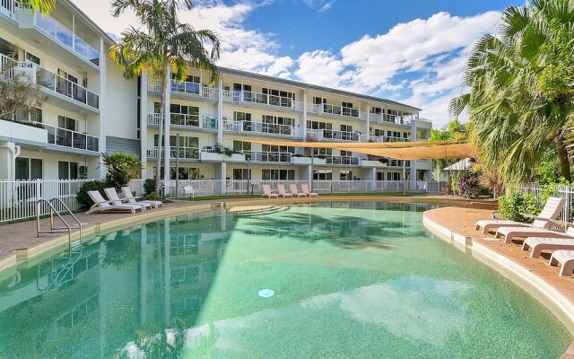 214 Spindle Cowrie Apartment