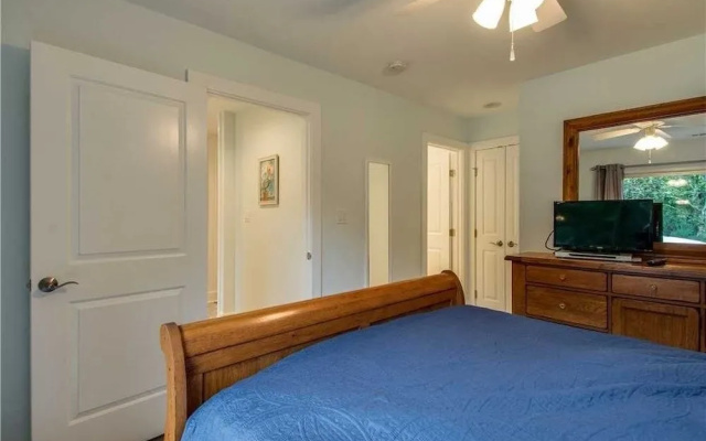 Fairway Lane 102