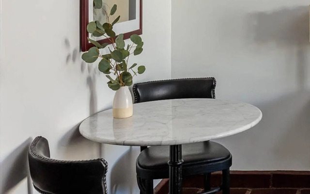 Ingleside Estate Hotel & Bungalows- Adults Only
