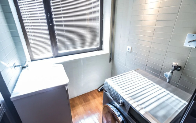 DAHome - Collector's Luxurious Apartment