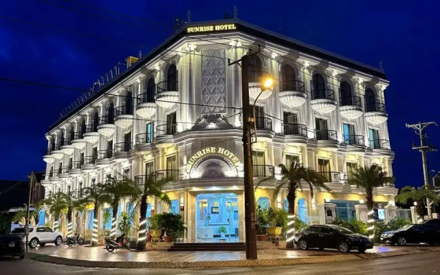 SUNRISE Hotel HA TIEN