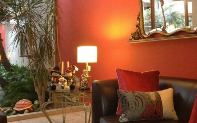 Suites Antique Apart Hotel