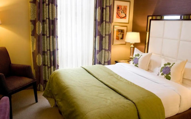 The Mandeville Hotel