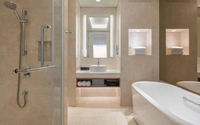 Sheraton Grand Danang Beach Resort & SPA