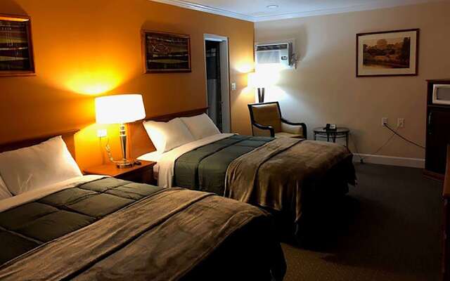 Howard Johnson by Wyndham Ridgecrest, CA