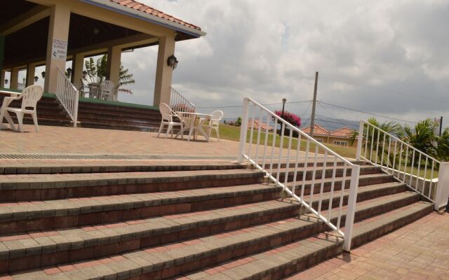 Mango Walk Country Club