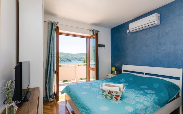 Awesome Home in Slano With Wifi and 5 Bedrooms