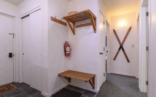 Glades 13 2 Bedroom Condo
