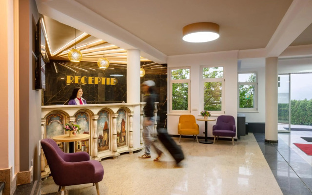 Mercure Medias Binderbubi Hotel And Spa