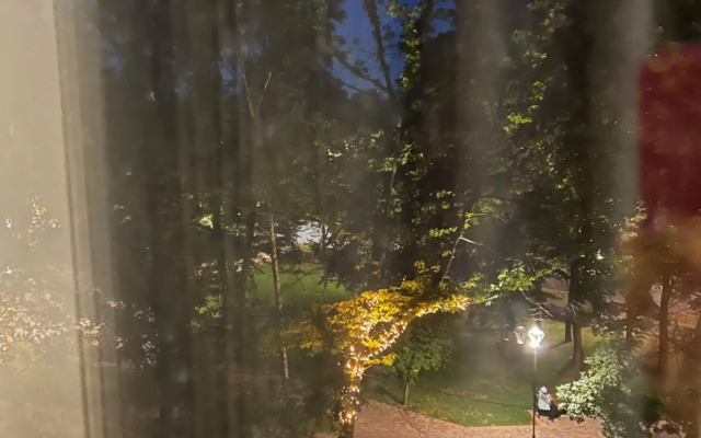 White Deluxe Apartments