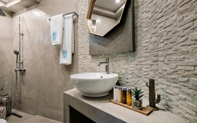 Nefeli Villas & Suites