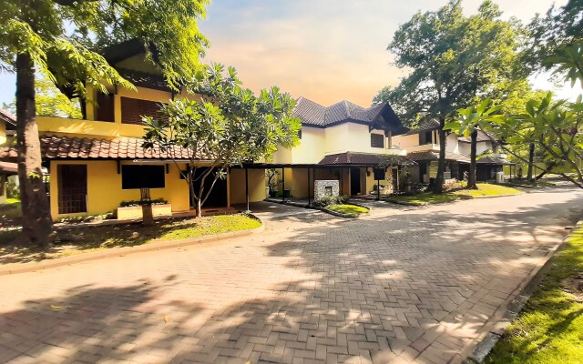 Whiz Residence Darmo Harapan Surabaya
