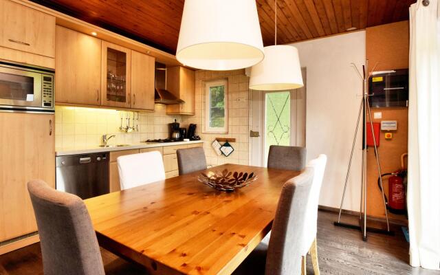 Charming Holiday Home in Gouvy with bubble bath
