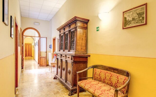 Hotel Azzi