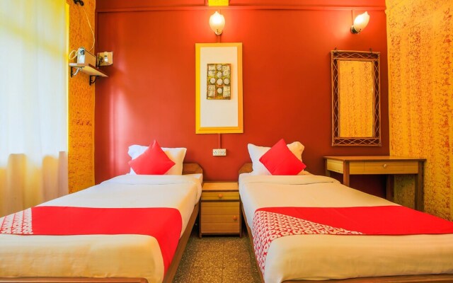 OYO 18855 Hotel Pete's Hideaway