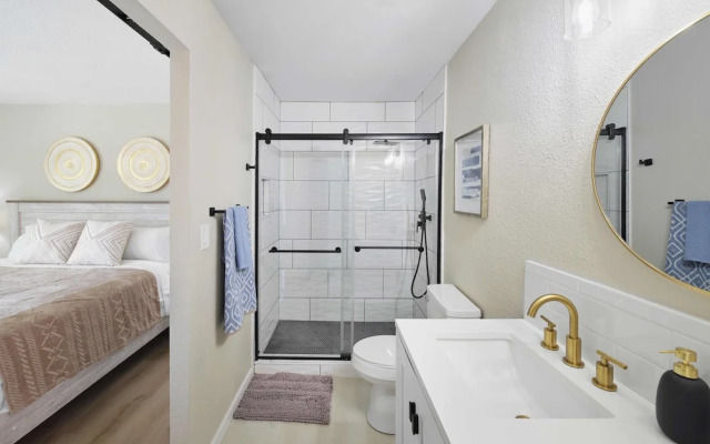 Blue Tides Getaway - Private Pool & Fire Pit