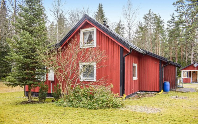 Beautiful Home in Lönneberga With 2 Bedrooms