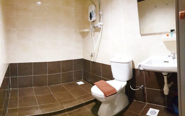 Golden Court Hotel @ Taman Pelangi