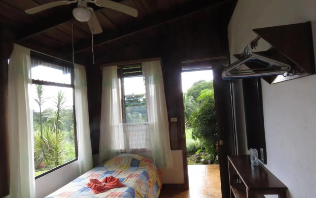 Hotel La Rana de Arenal