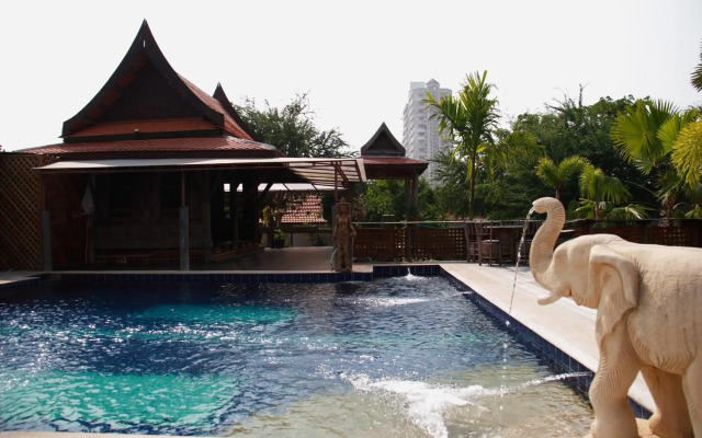 Inrawadee Resort