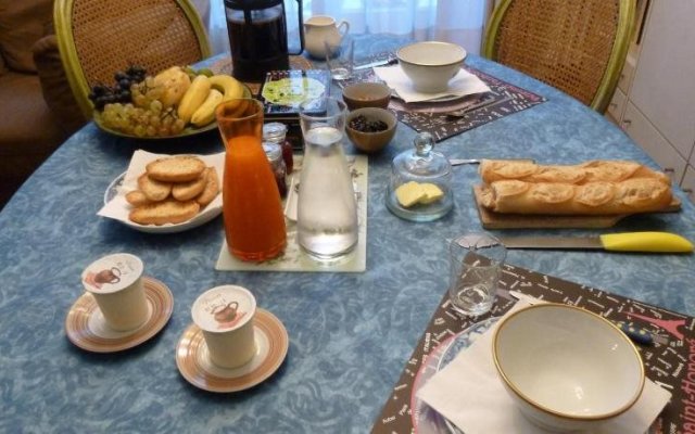 Bed And Breakfast Charonne 2