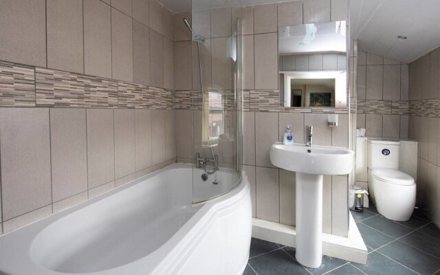 Stunning Penthouse in NQ, City Centre ! Sleeps 8
